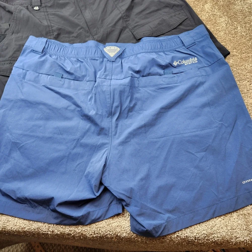 Columbia PFG Cargo Shorts Bundle Lot of 2  Mens XL 6L Blue Black 2 Pairs